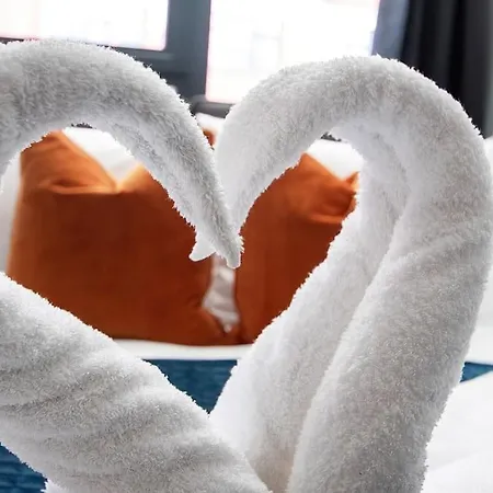 Apartamento 2 Bed 2 Bath Lux - Bullring - Free Wifi & Netflix - Contractors - Sleeps 6 Birmingam